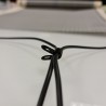Clips + tornillos para fijar los cables eléctricos del techo
