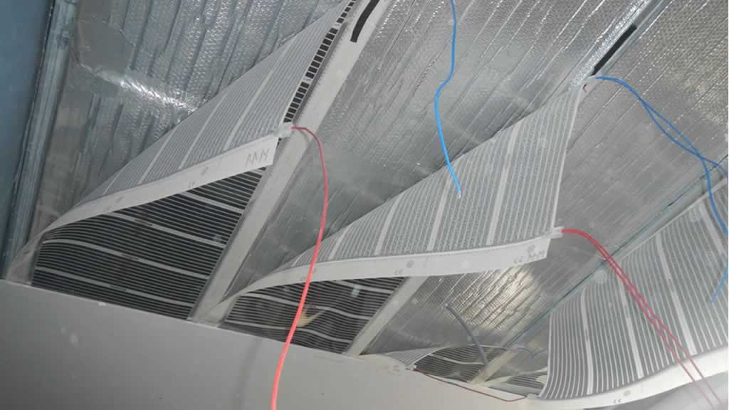 Plafond chauffant en plaque de plâtre