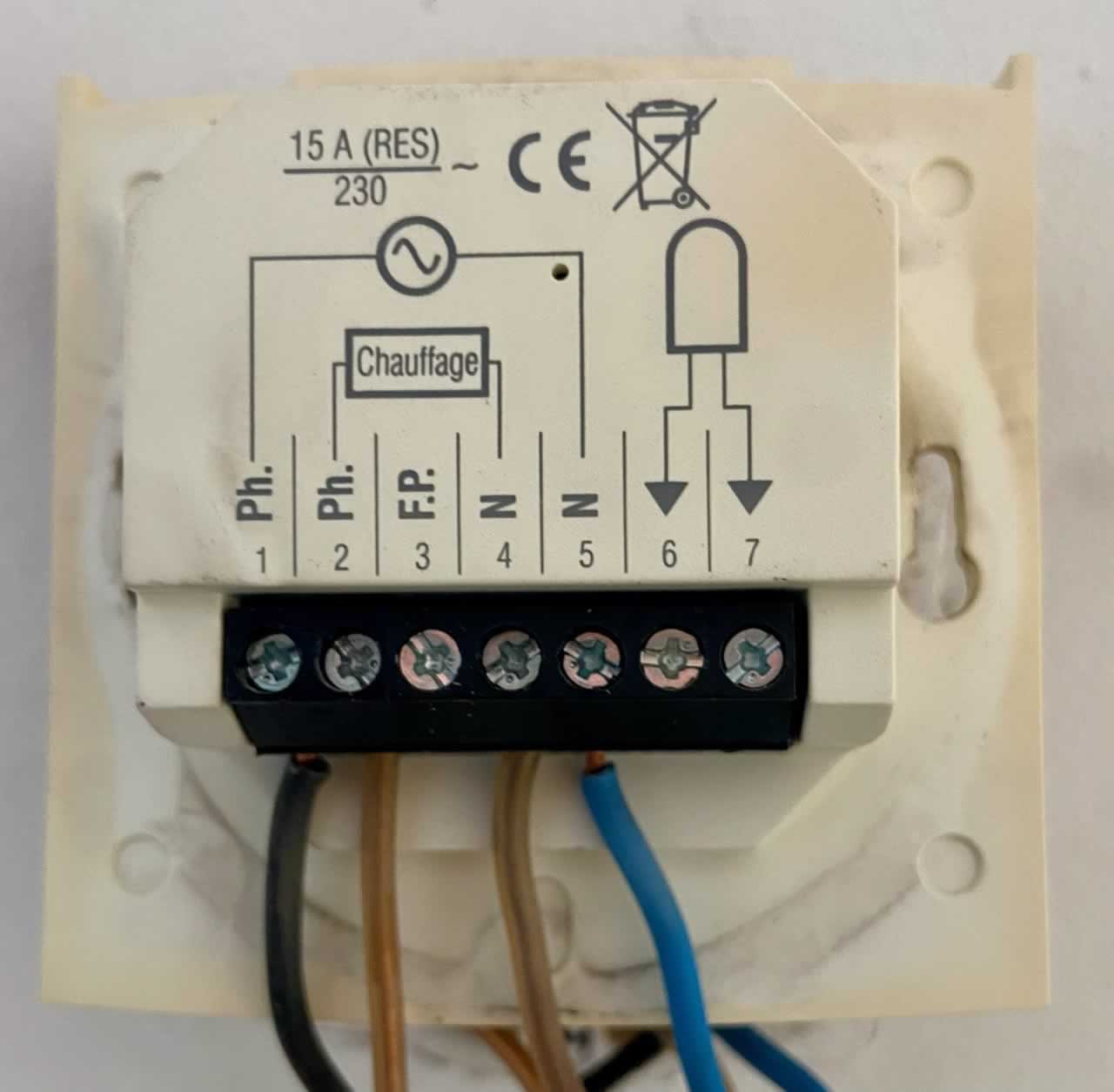 branchements Thermostat Thedeo pour plancher et plafond rayonnant